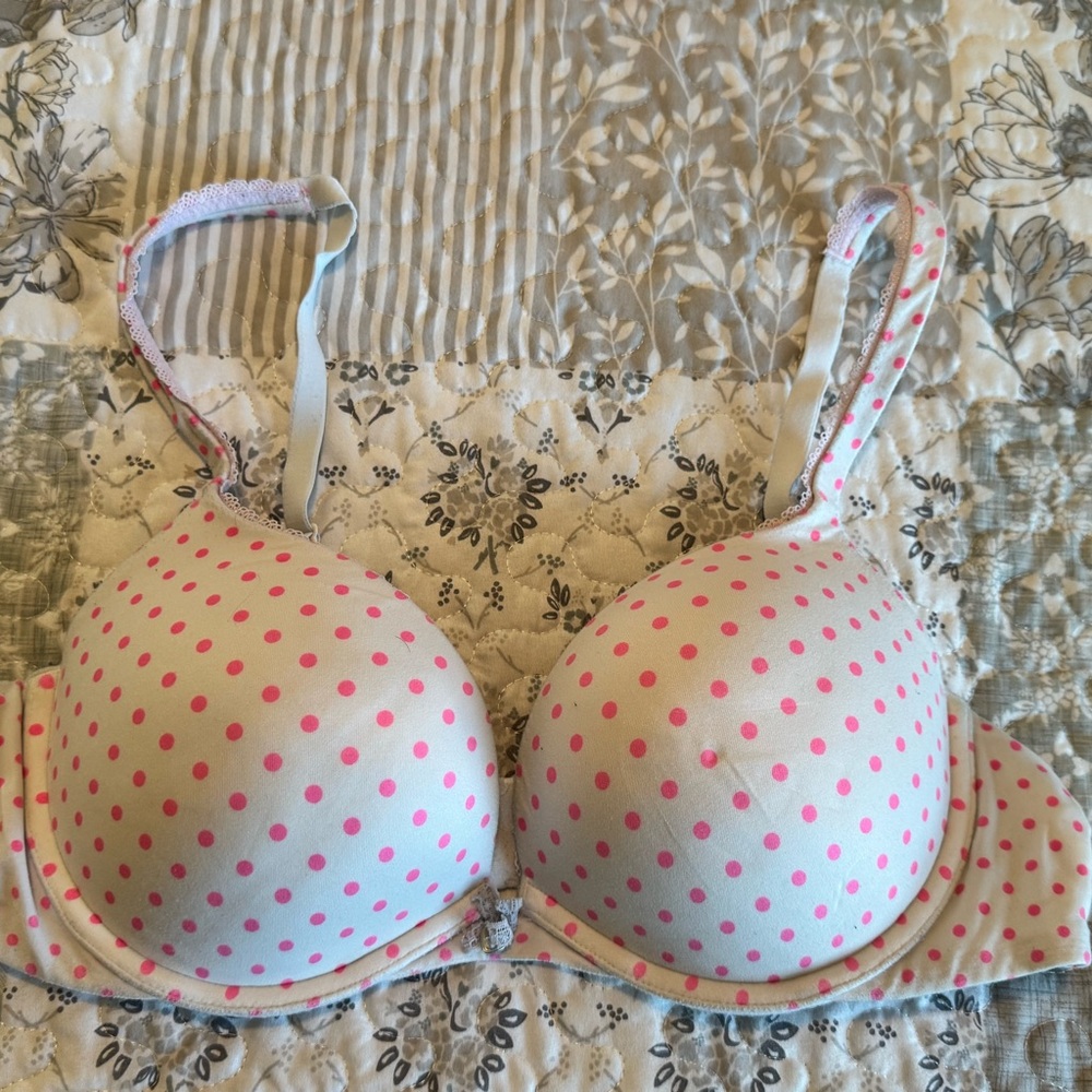 Body by Victoria’s Secret Push-up bra size 38B